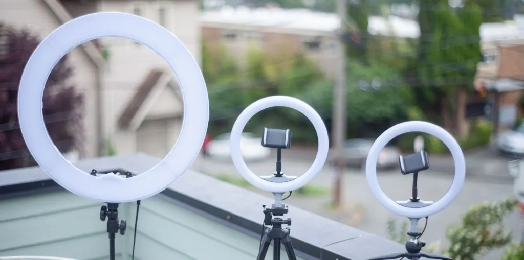 tripod light stand