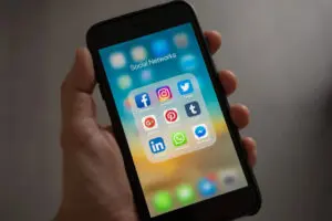virus cleaner app for android and IOS